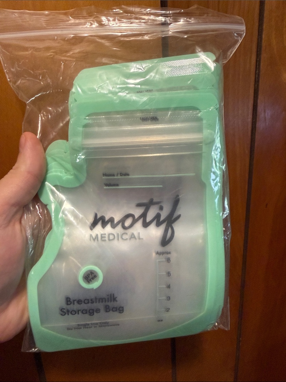 Motif Medical Breastmilk Storage Bag - Mint Trim 25 in a bag